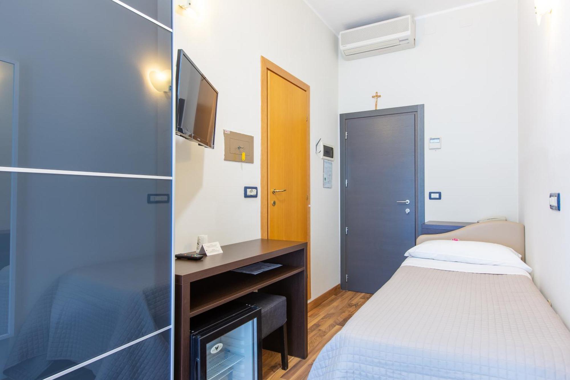 Hotel Gardenia Rimini Exterior photo